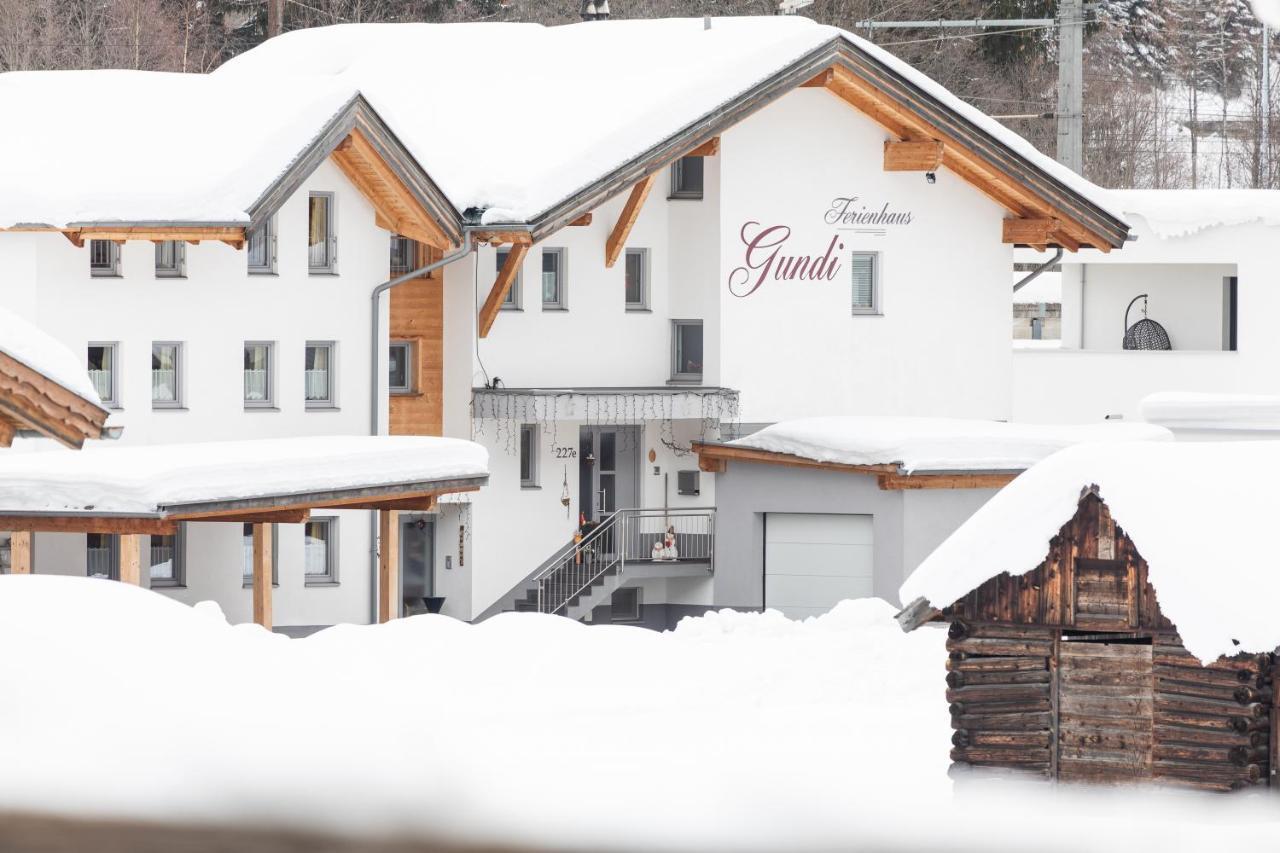 Ferienhaus Gundi เพทท์นอย อัม อาร์ลแบร์ก ภายนอก รูปภาพ